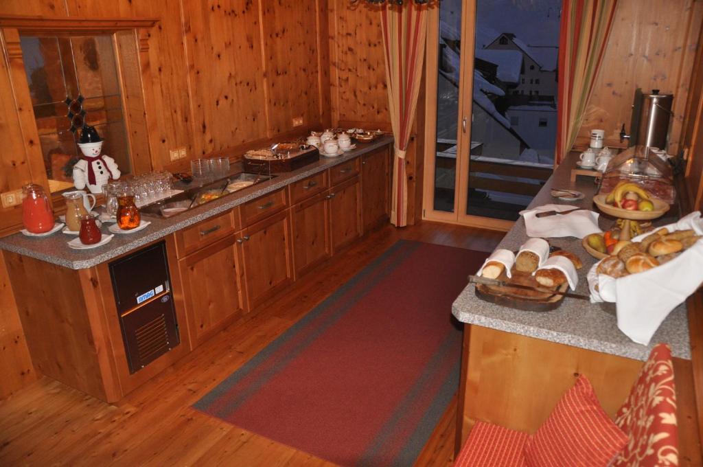 Gasthof Valluga Sankt Christoph Am Arlberg Buitenkant foto