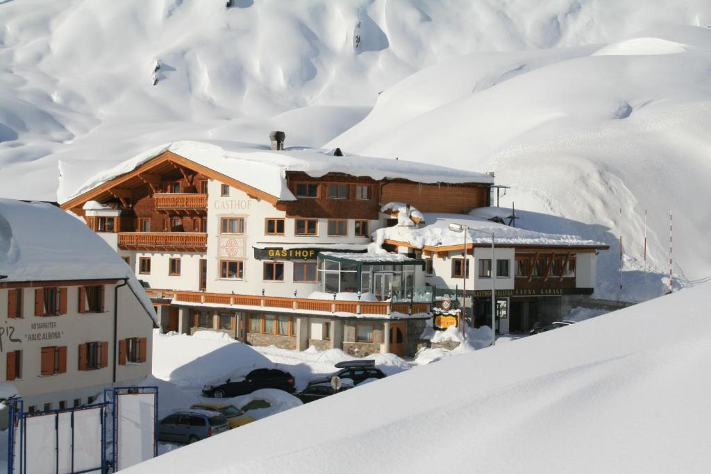 Gasthof Valluga Sankt Christoph Am Arlberg Buitenkant foto